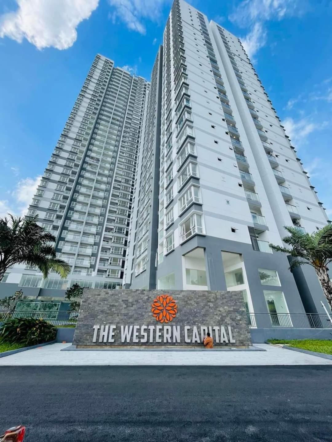 Can Ho The Western Capital 3Pn Хошимин Экстерьер фото